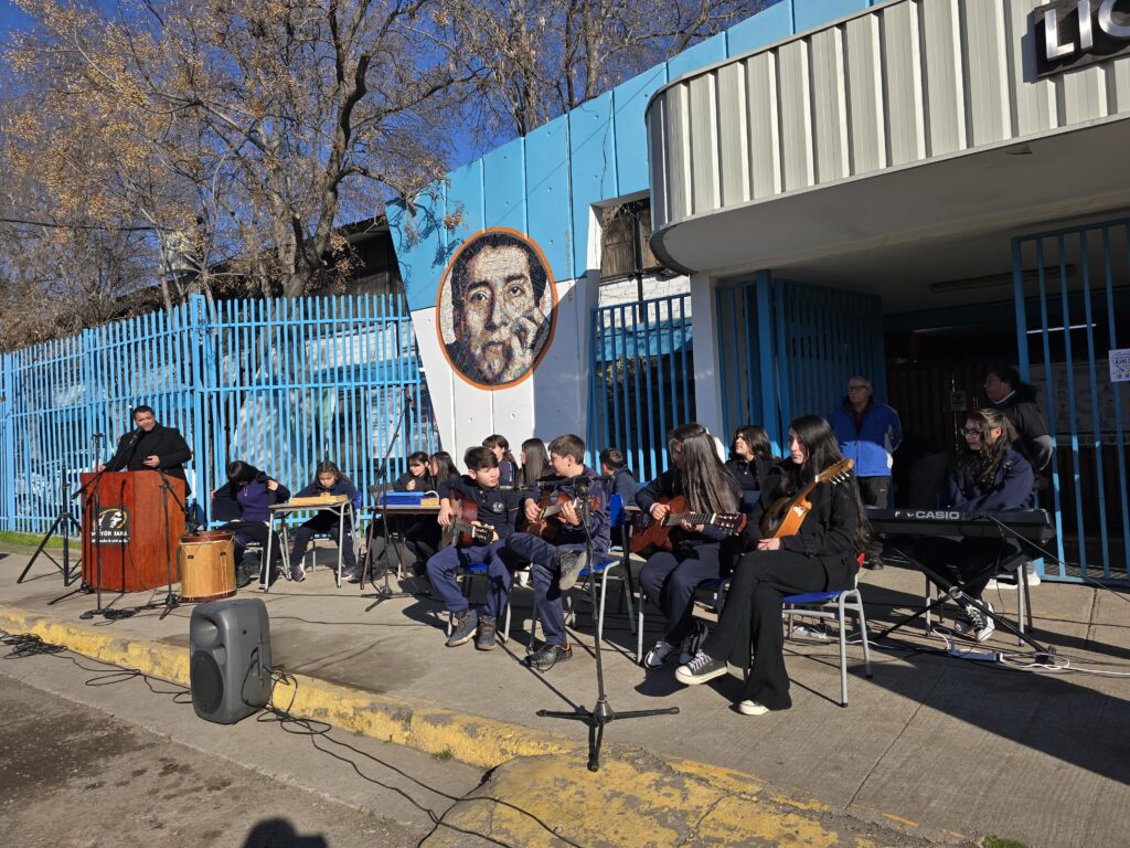 mosaico victor jara