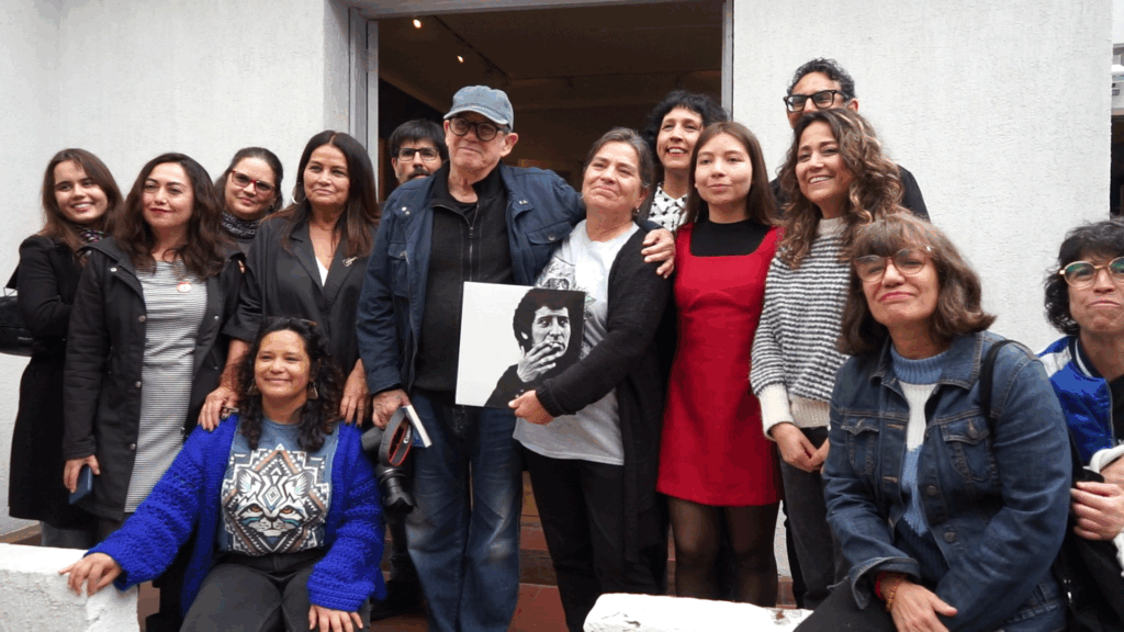 silvio rodriguez y equipo fundacion victor jara 